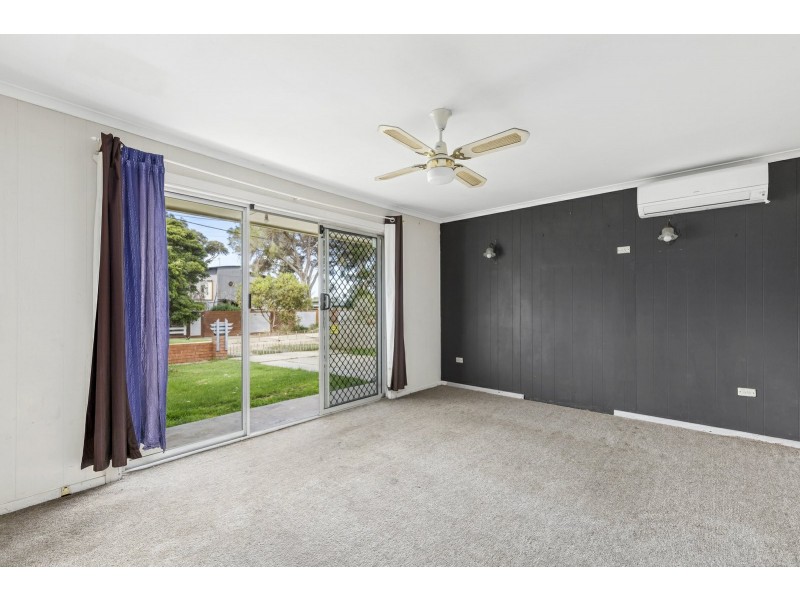 12 Wattlehill Grove, St Leonards VIC 3223