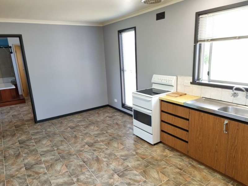 57 Lake View Crescent, St Leonards VIC 3223