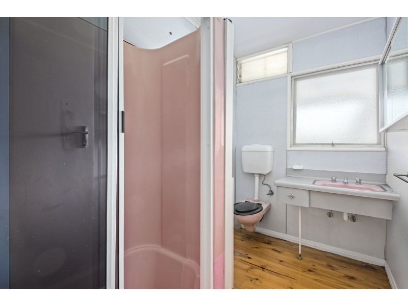 10 Sylvester Avenue, St Leonards VIC 3223