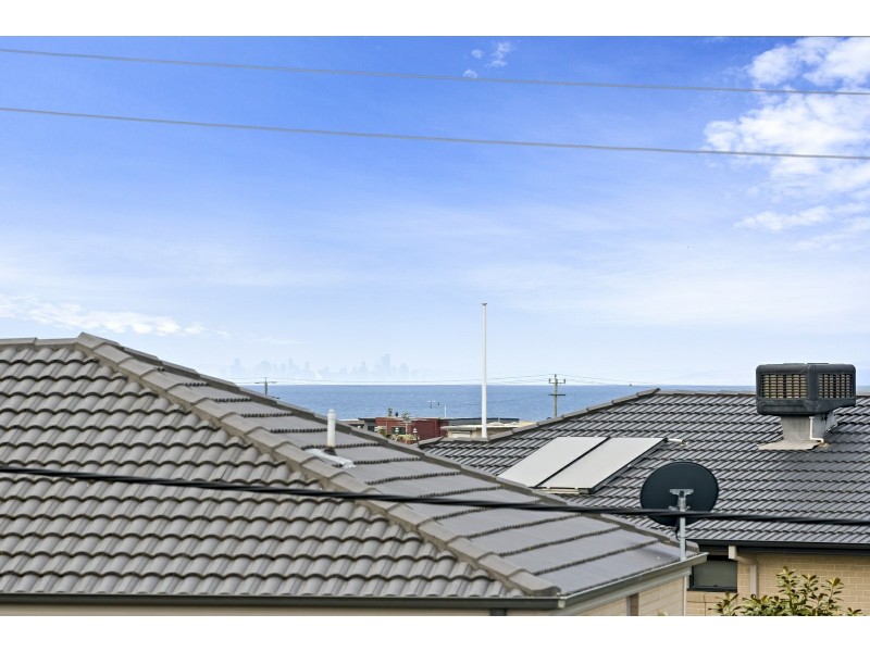 10 Sylvester Avenue, St Leonards VIC 3223