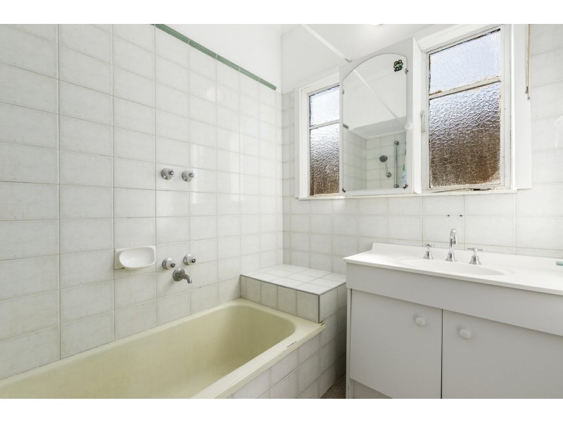 7 Thomson Boulevard, St Leonards VIC 3223