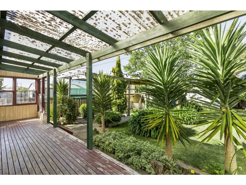 7 Thomson Boulevard, St Leonards VIC 3223