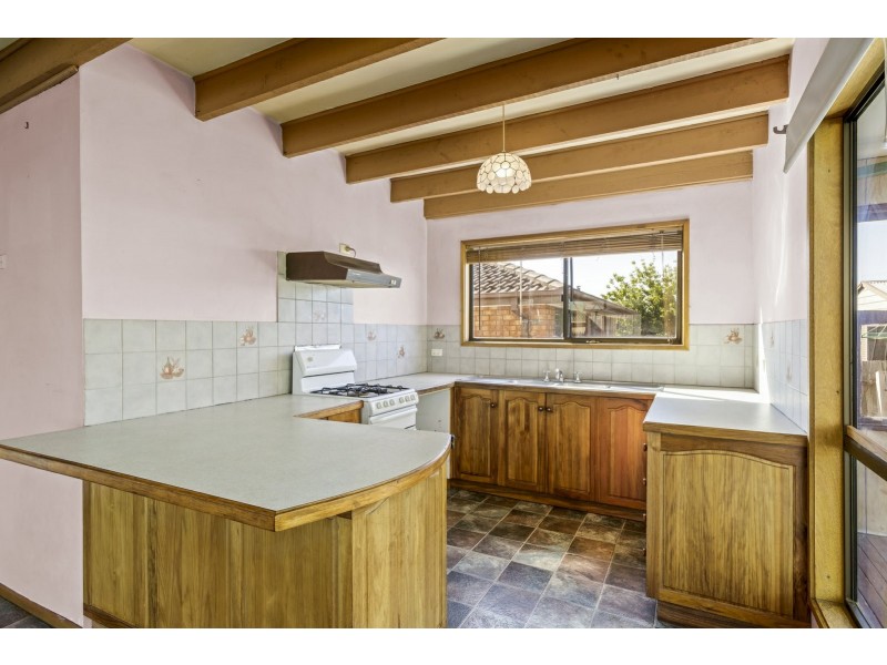 7 Thomson Boulevard, St Leonards VIC 3223