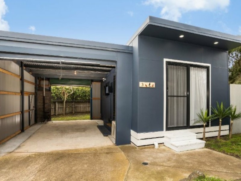 Unit 3/5 Collett Court, St Leonards VIC 3223