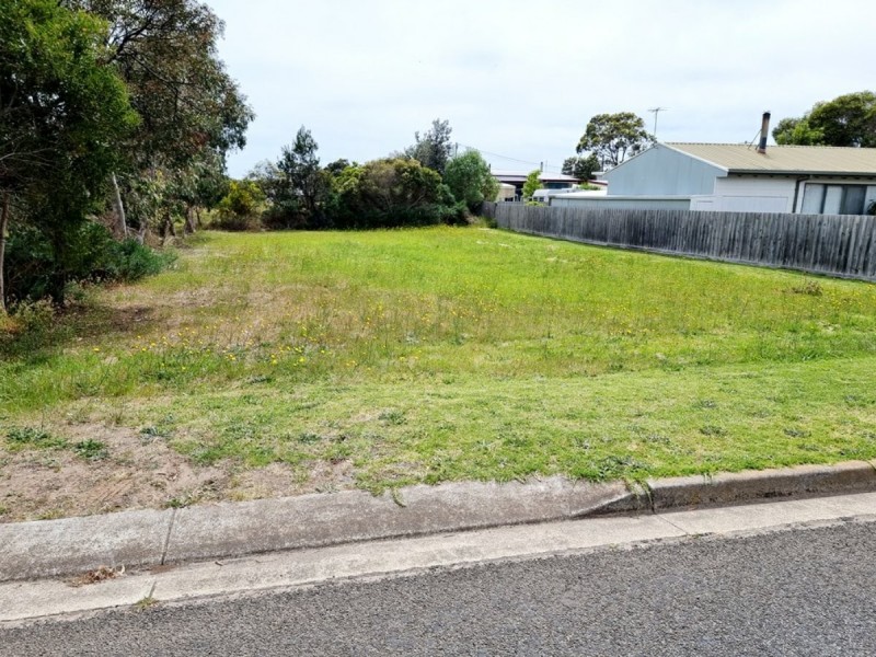 66 Harvey Road, St Leonards VIC 3223