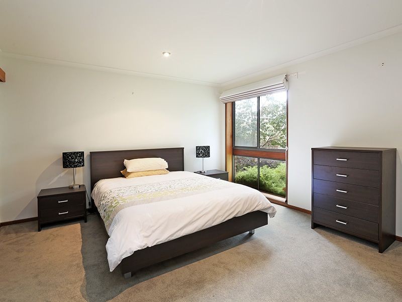 3 Batman Court, Indented Head VIC 3223