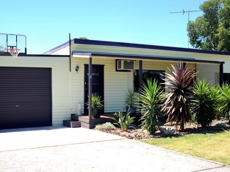 5 Lilkenday Avenue, Indented Head VIC 3223