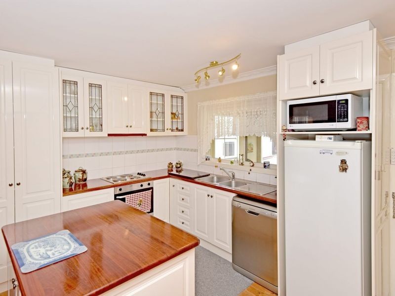 20 Narvik Avenue, St Leonards VIC 3223