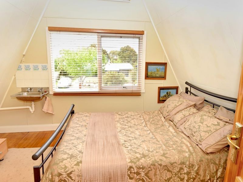 20 Narvik Avenue, St Leonards VIC 3223