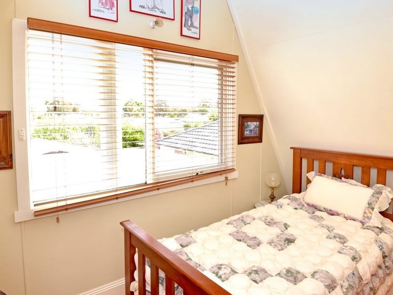 20 Narvik Avenue, St Leonards VIC 3223