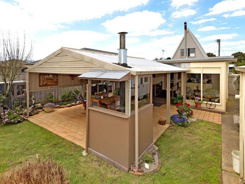 20 Narvik Avenue, St Leonards VIC 3223