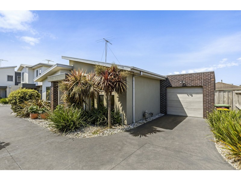 Unit 5/1353 Murradoc Road, St Leonards VIC 3223