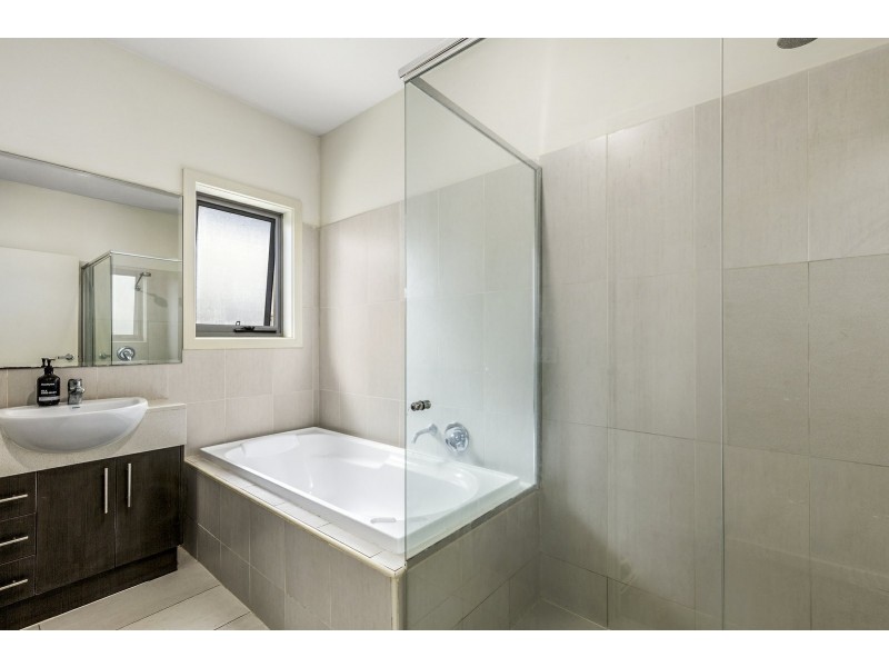 Unit 5/1353 Murradoc Road, St Leonards VIC 3223