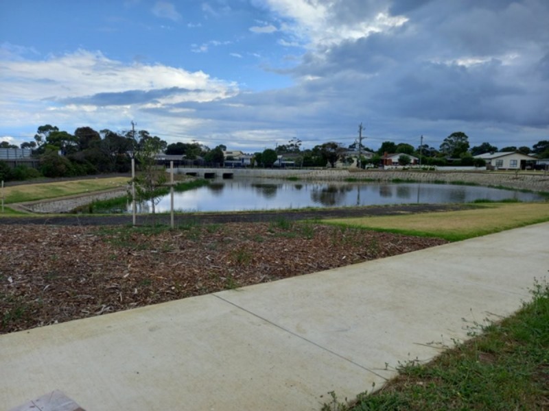 18 Elegante Road, St Leonards VIC 3223