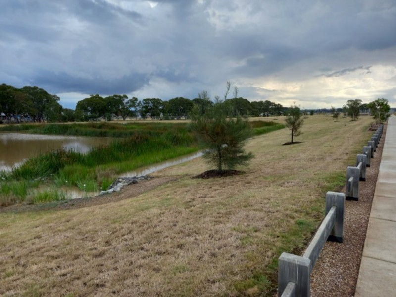 18 Elegante Road, St Leonards VIC 3223