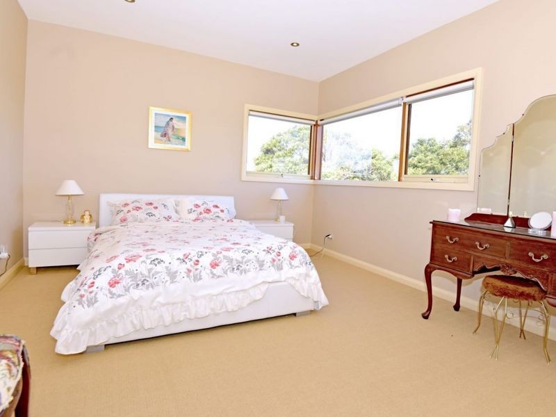 3 Calk Terrace, St Leonards VIC 3223