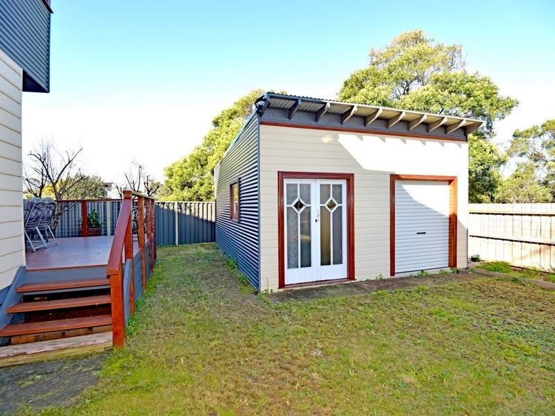 3 Calk Terrace, St Leonards VIC 3223