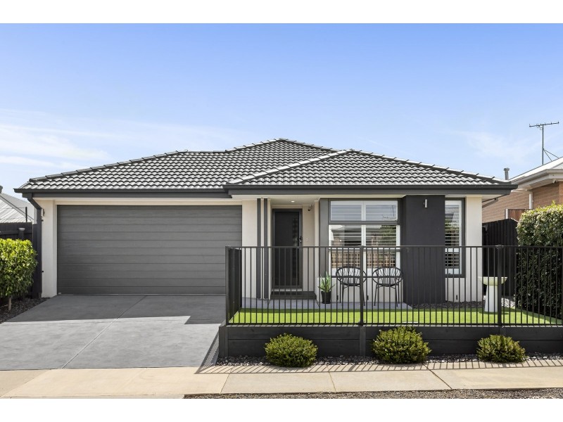 5 Felix Street, St Leonards VIC 3223