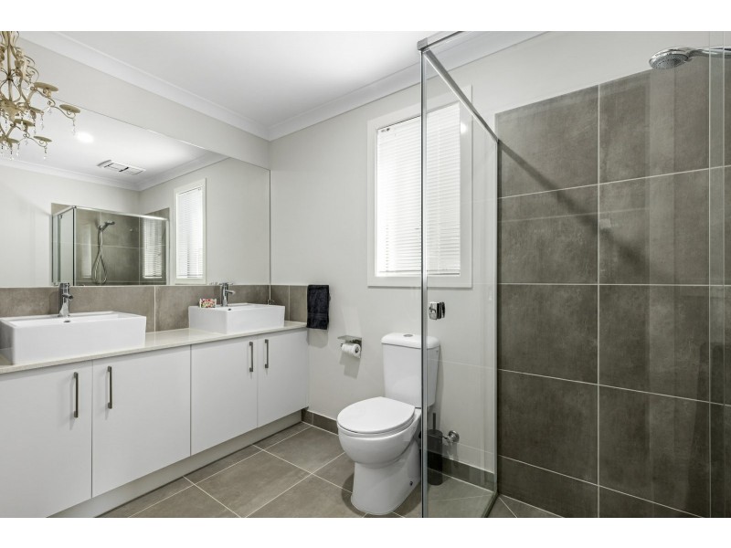 5 Felix Street, St Leonards VIC 3223