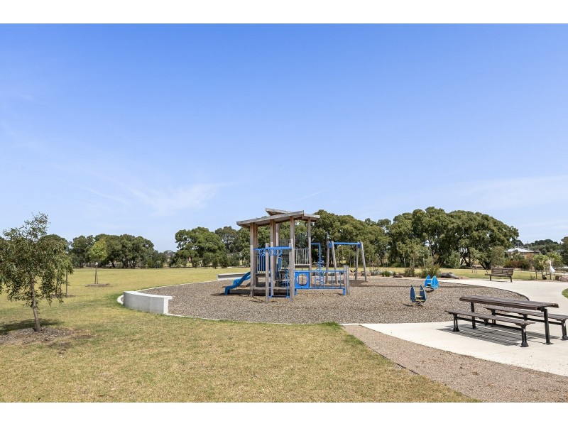 5 Felix Street, St Leonards VIC 3223