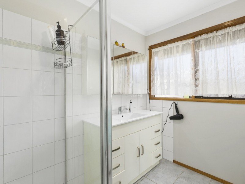 49 Old St Leonards Road, St Leonards VIC 3223