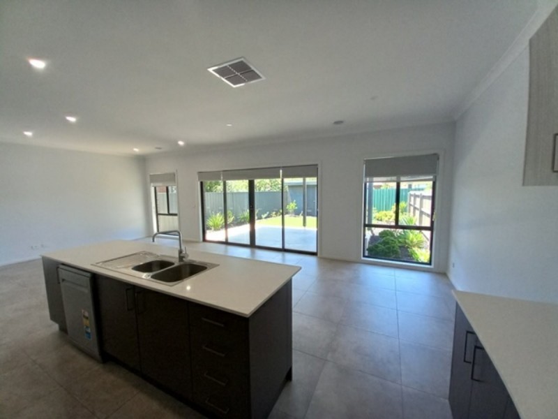 437 Ibbotson Street, St Leonards VIC 3223