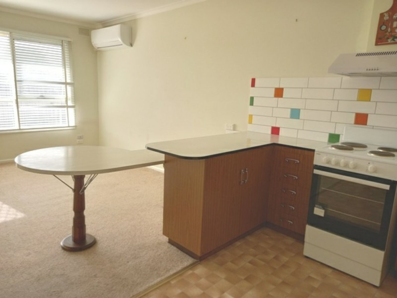 5/94 Leviens Road, St Leonards VIC 3223