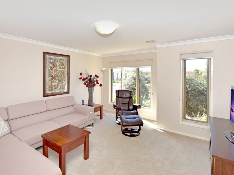 7 Wave Street, St Leonards VIC 3223