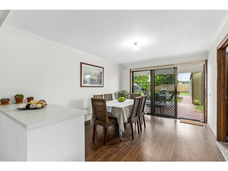 6 Flinders Road, St Leonards VIC 3223