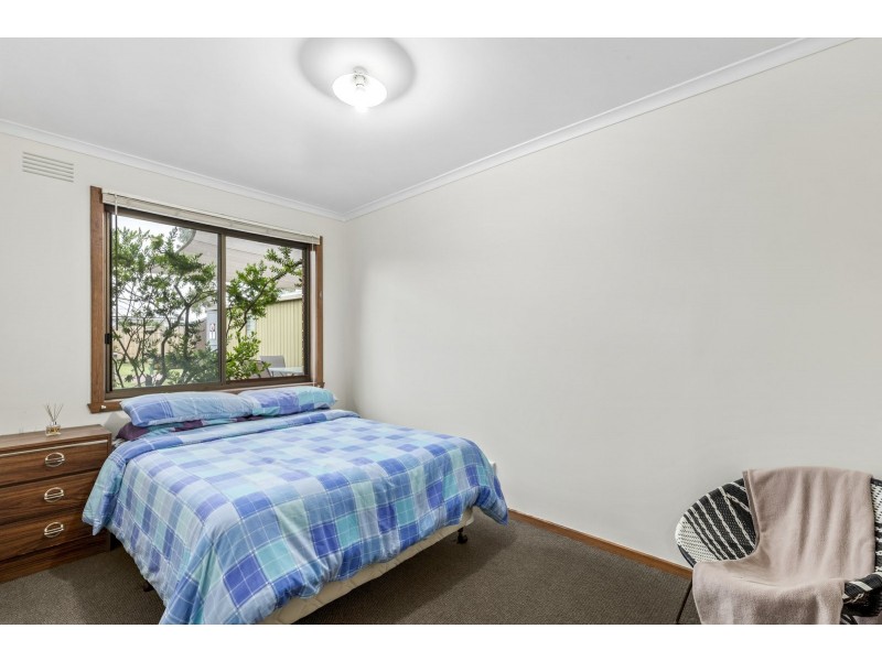 6 Flinders Road, St Leonards VIC 3223