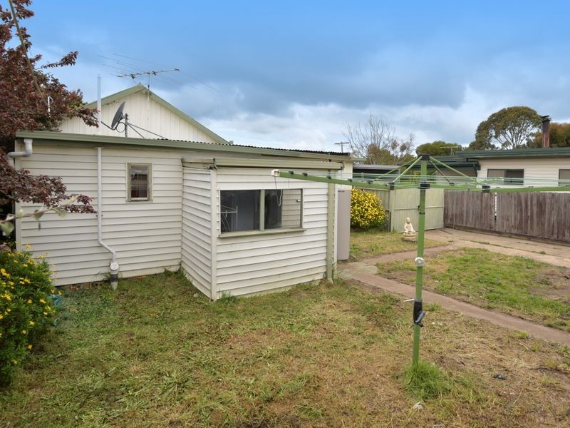 6 Cliff Court, St Leonards VIC 3223