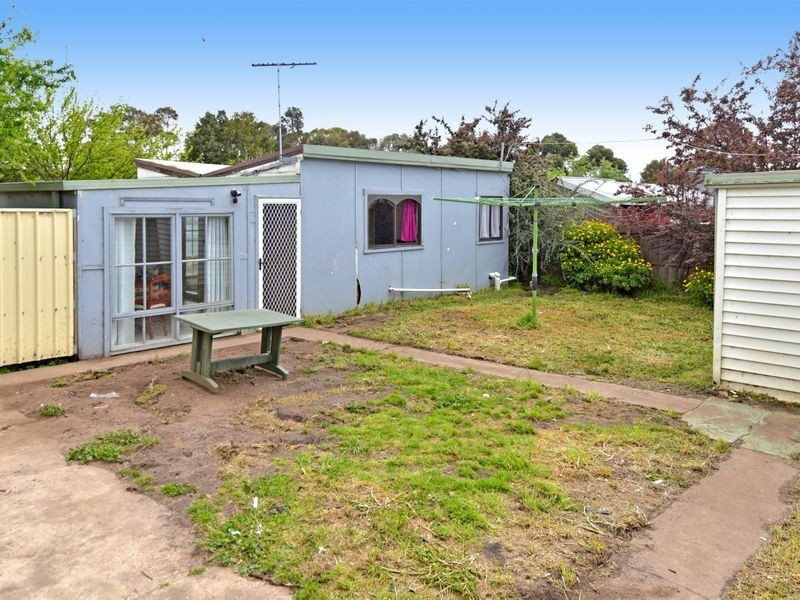 6 Cliff Court, St Leonards VIC 3223