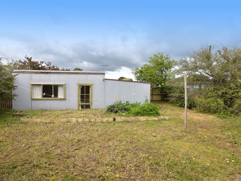 6 Cliff Court, St Leonards VIC 3223