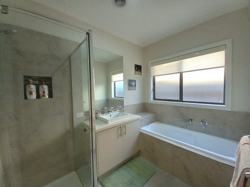 34 Grieve Avenue, Indented Head VIC 3223