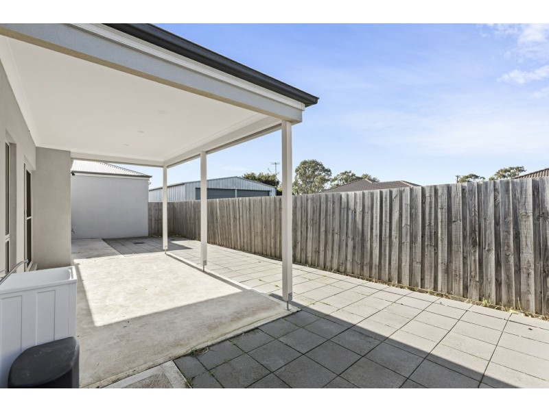 Unit 4/51 Ward Street, St Leonards VIC 3223