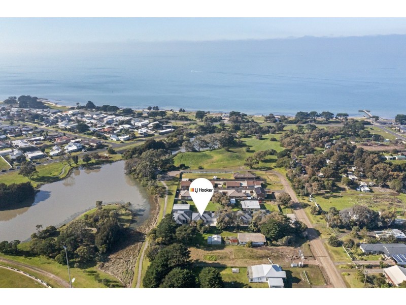 Unit 4/51 Ward Street, St Leonards VIC 3223