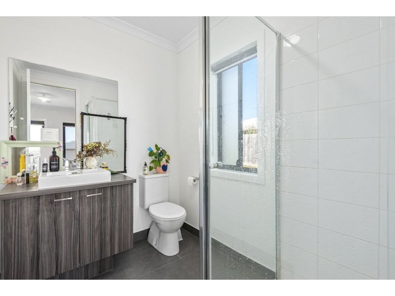 3 Seaspray Court, Indented Head VIC 3223