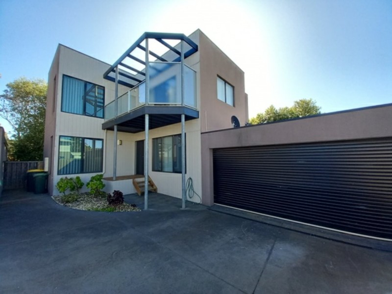 Unit 2/1281 Murradoc Road, St Leonards VIC 3223