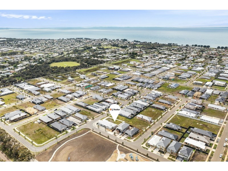 60 Kane Drive, St Leonards VIC 3223