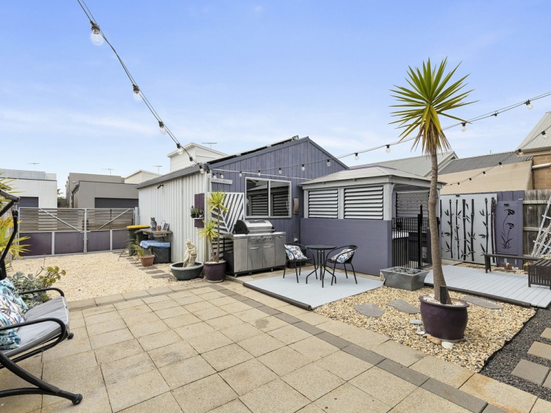 47 Pearl Bay Passage, St Leonards VIC 3223