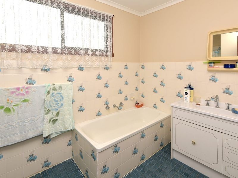 6 Horne Avenue, St Leonards VIC 3223