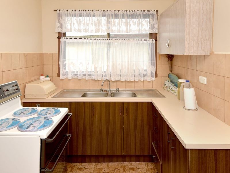 6 Horne Avenue, St Leonards VIC 3223