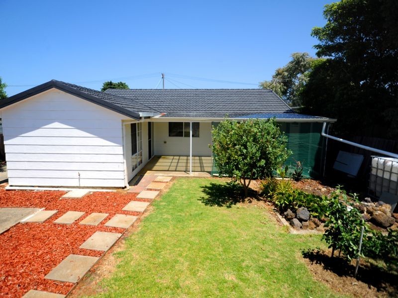 11 Paton Street, St Leonards VIC 3223