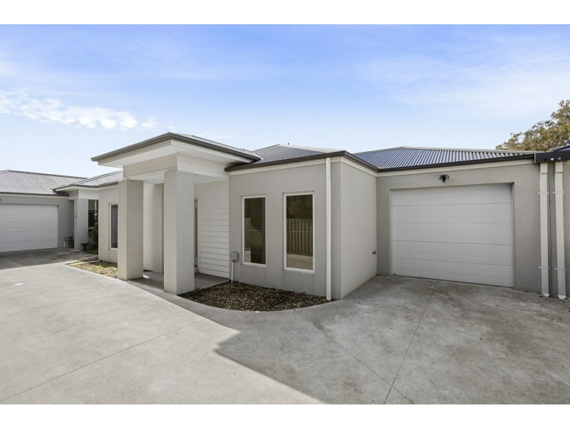 Unit 4/51 Ward Street, St Leonards VIC 3223