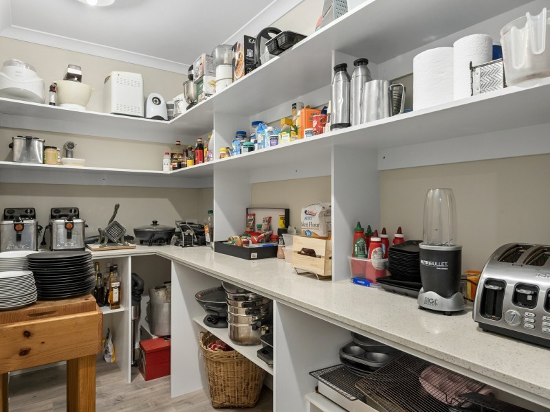 6 Seaspray Court, Indented Head VIC 3223