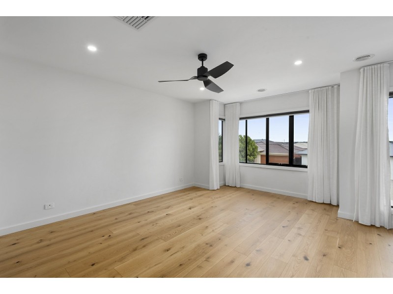 44 Majestic Way, St Leonards VIC 3223