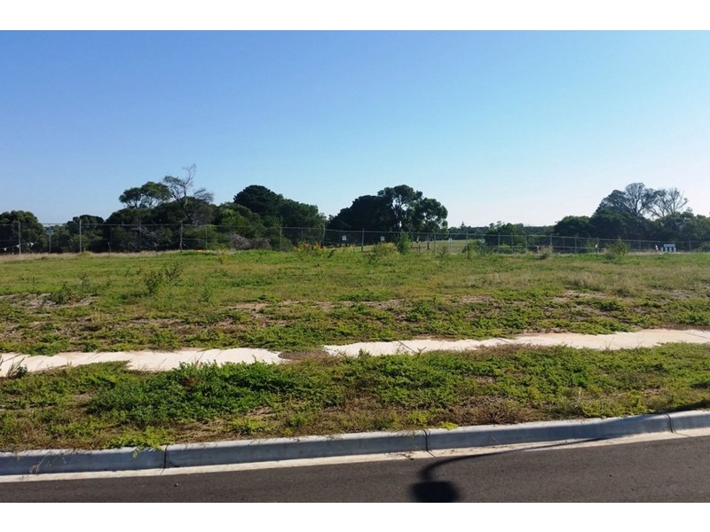 4 Gamble Way, St Leonards VIC 3223