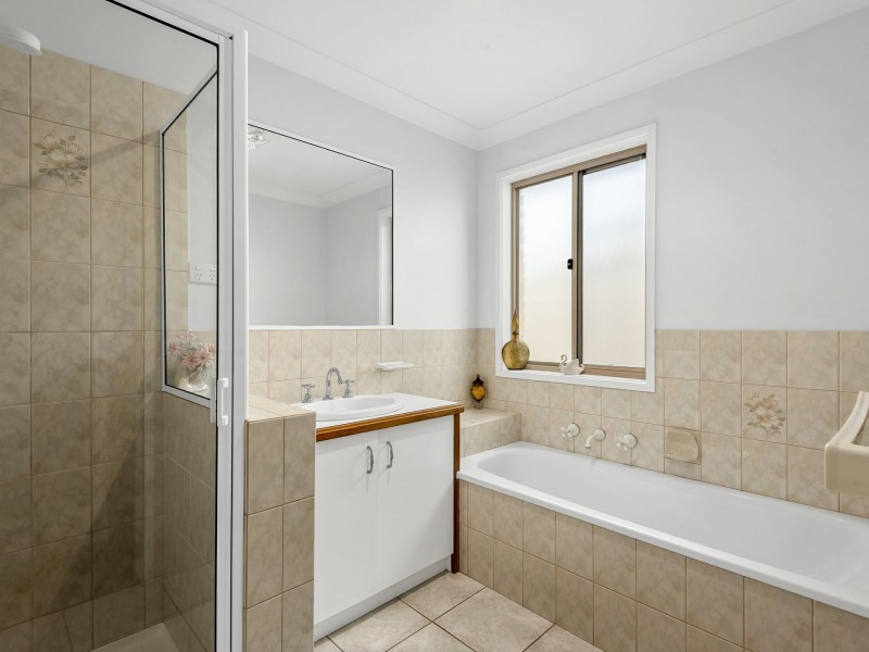 66 Bluff Road, St Leonards VIC 3223