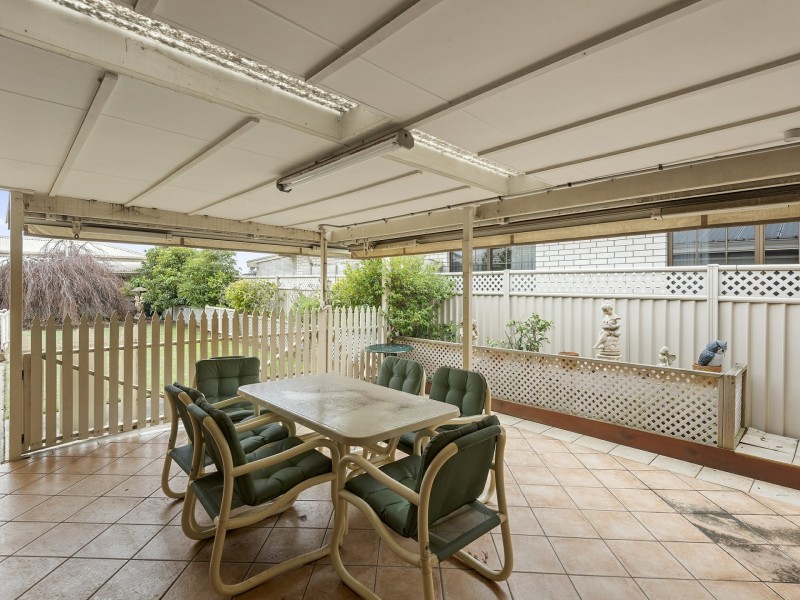 66 Bluff Road, St Leonards VIC 3223
