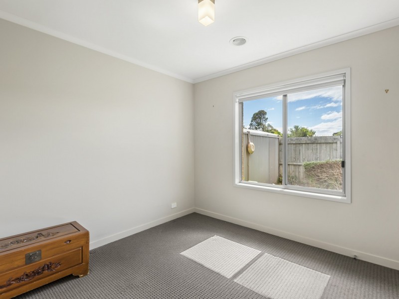 Unit 2/10 Hopetoun Street, St Leonards VIC 3223